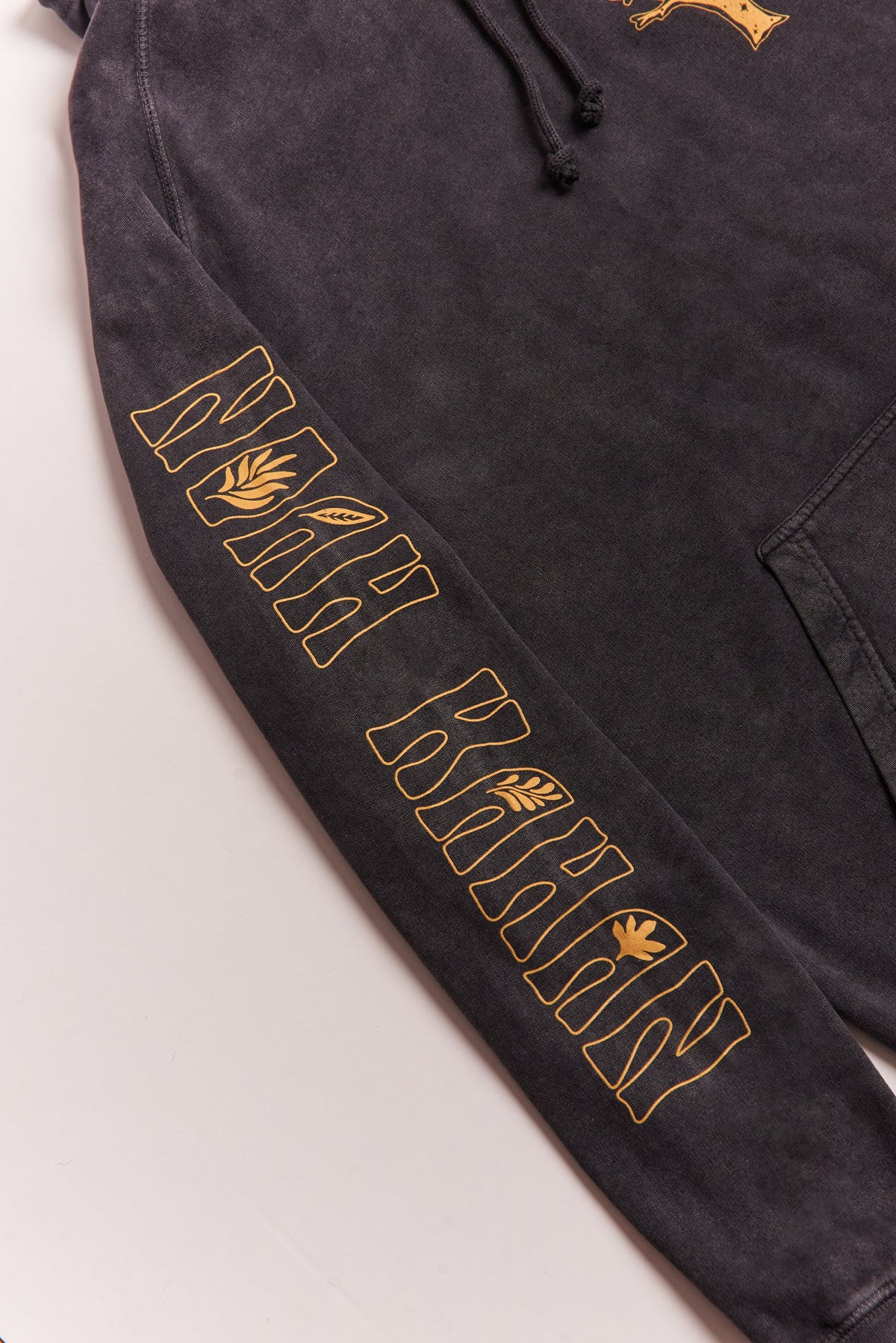 Noah Kahan Stick Season Hoodie - Vintage Black Hoodie 463787